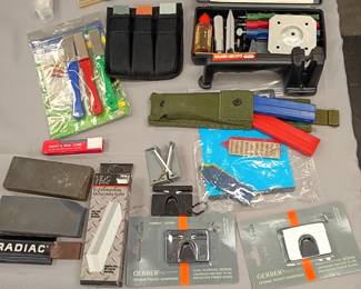 military fixed blades, bayonets, pocketknives, and more !!