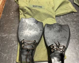 boot fins