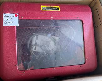 Abrasive Blast Cabinet
