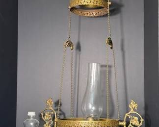 Antique Brass Parlar Oil Lamp