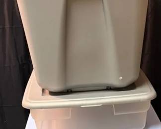 Five Totes With Lids