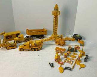 Vintage Toy Power Crane Set
