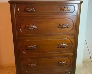 Davis Cabinet Company Dresser