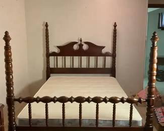 Davis Cabinet Co. Spindle Style Bed