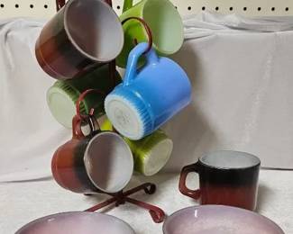 Vintage Anchor Hocking Mugs, Bowls  Mug Tree