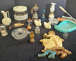 Variety Of Vintage Items