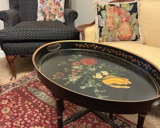 Great looking hand-painted tray table