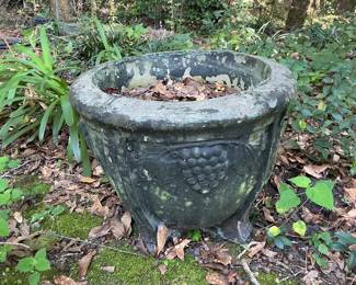 Heavy concrete planters