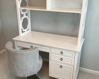 Pottery Barn Teen Desk  Chair