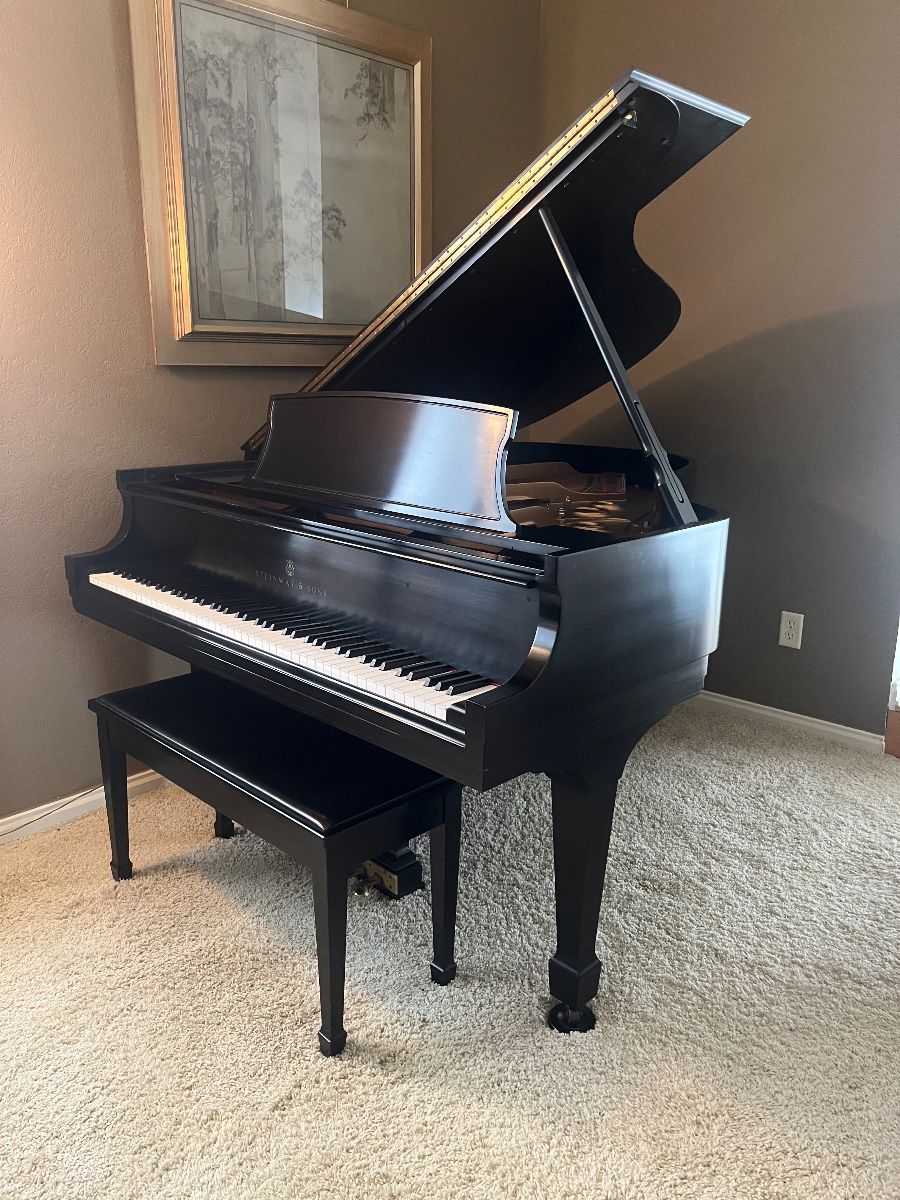 Steinway model L 1985 one owner