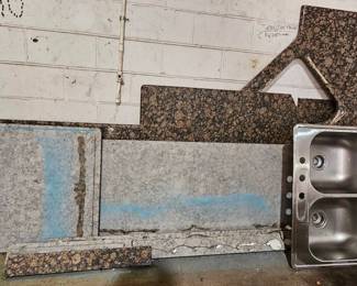 Granite counter tops & stainless steel sink