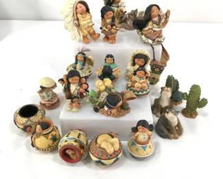 Enesco Friends of the Feather