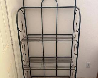 1600 Bakers Rack