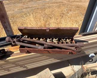 1802 Oversized Sockets and Wrenches