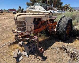 425 Case Tractor
