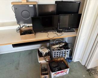 1102 Dell Computer and Monitors