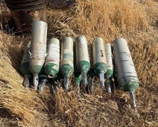 1826 12 Portable Oxygen Tanks