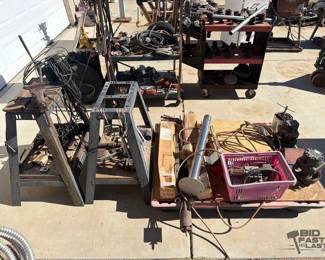 1908 2 Work Stands, Littlestown Bench Vise, 2 White Hydraulic Roller Stator Motors, Thomas Va