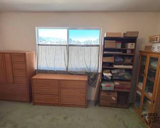 1306 Nightstand And Dressers