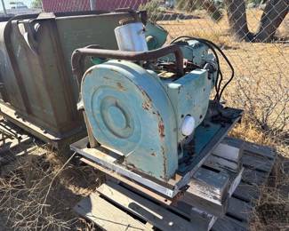 4040 Generator