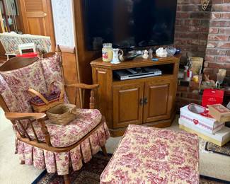 TV, tv console, arm chair with ottoman