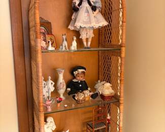 Wicker shelf