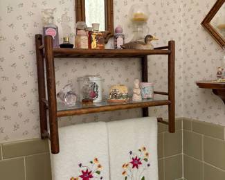 Wall shelf