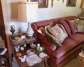 Vintage art, vintage furniture, vintage decor
