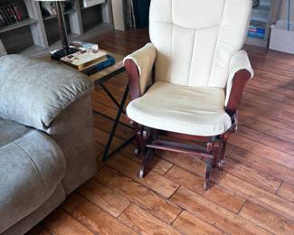 Gliding rocker