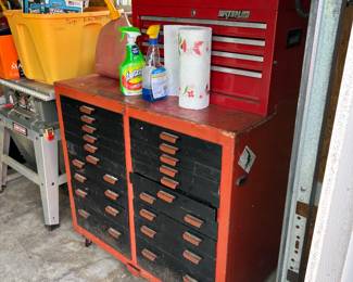 Waterloo Professional series toolbox