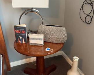 Round Wood Pedestal End Table