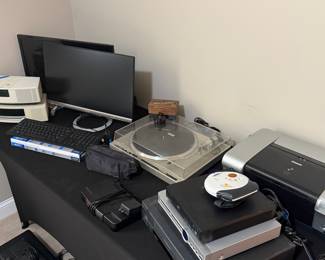 Estate Sale Electronics Lot with Technics Turntable and Bose Wave Radio II