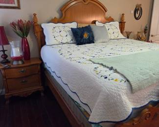 Beautiful Lexington Furniture (Victorian) bedroom suite
