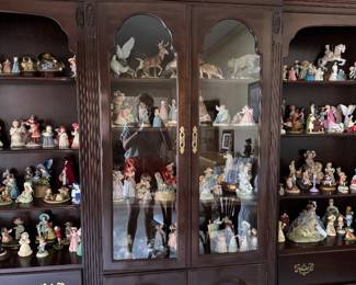 #39- $250 -Center bookcase with pediment 34Wx86Tx18D