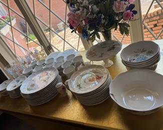 #20 - $495 -LENOX Butterfly meadow service for 12 - 4 place setting dinner/dessert or salad, B&B plates & 12 cups with 15 serving pieces & 8 plastic ice tea glasses