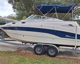 $19,000 - 2001 Chaparall 240 Signature with trailer. New 7.4 Liter engine and new outdrive