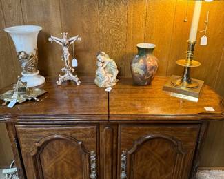 Drexel Fold Out Buffet
