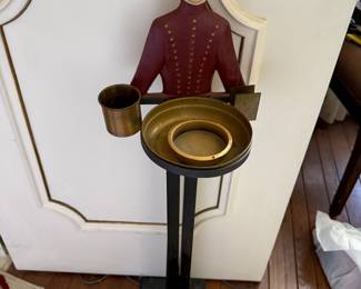 Metal door sentry