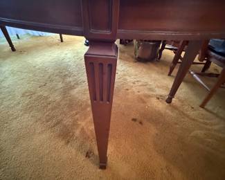 Leg on DR table