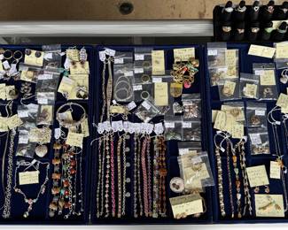 Jewelry, Jewelry, jewelry!!!