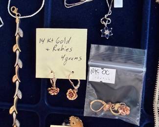 Assorted gold jewelry
