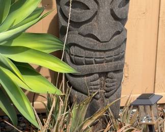 Palm wood Tiki