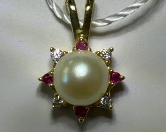 14 kt. Pearl, ruby, diamond pendant.