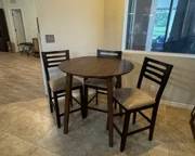 Table Bestrow 3 chairs