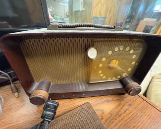 Zenith Radio