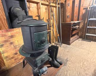 Woodstove, metal C clamps