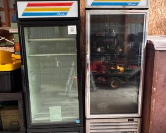 True merchandiser, refrigerator and freezer