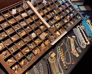 Vintage Jewelry