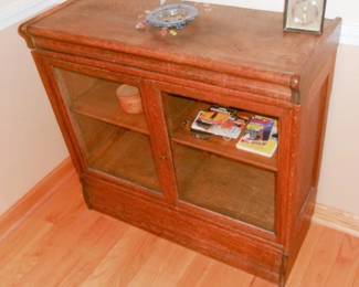 STACKING BOOKCASE