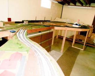 TRAIN LAYOUT